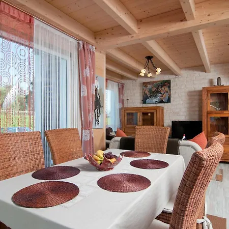 Seevilla & Seehaus Erna Apartman